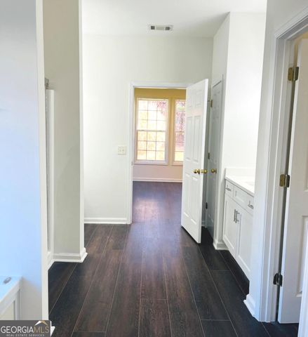 3870 Parham Way, Atlanta, GA 30349