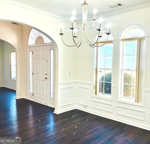 3870 Parham Way, Atlanta, GA 30349