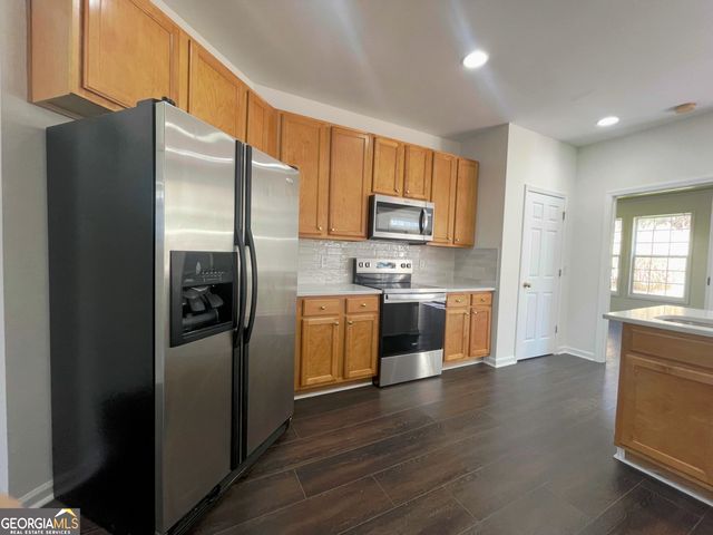 3870 Parham Way, Atlanta, GA 30349