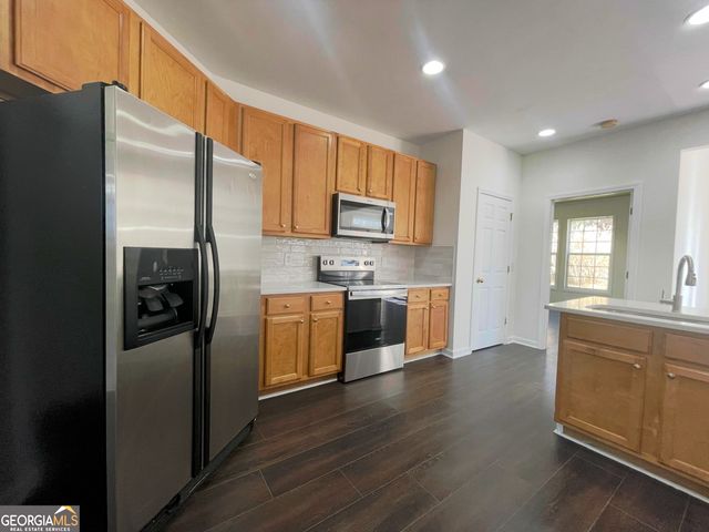 3870 Parham Way, Atlanta, GA 30349