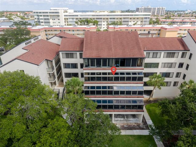 6267 MIDNIGHT PASS ROAD 306, Sarasota, FL 34242