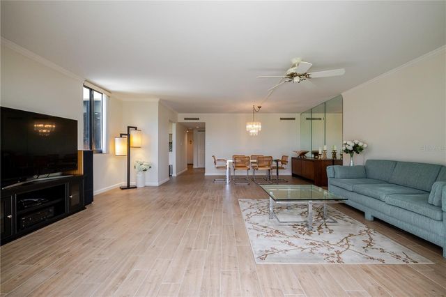 6267 MIDNIGHT PASS ROAD 306, Sarasota, FL 34242