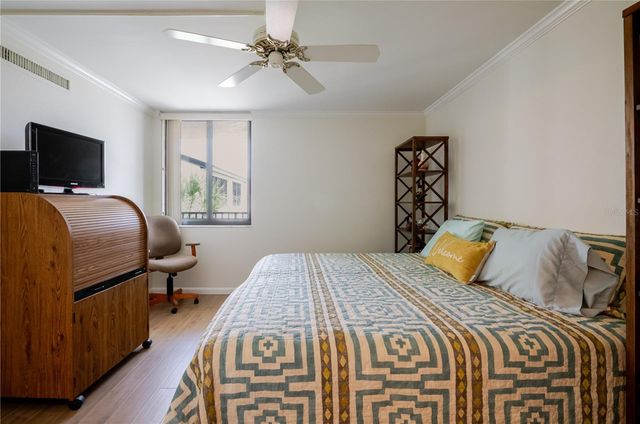 6267 MIDNIGHT PASS ROAD 306, Sarasota, FL 34242
