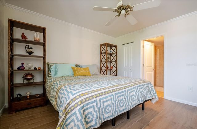 6267 MIDNIGHT PASS ROAD 306, Sarasota, FL 34242