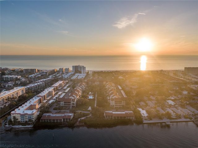 6267 MIDNIGHT PASS ROAD 306, Sarasota, FL 34242