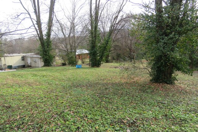 218 Celina St, Livingston, TN 38570