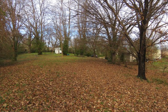 218 Celina St, Livingston, TN 38570