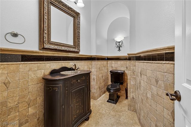 3050 American River Lane, Las Vegas, NV 89135