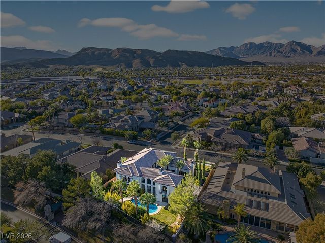 3050 American River Lane, Las Vegas, NV 89135