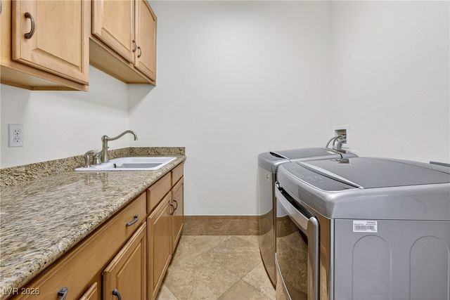 3050 American River Lane, Las Vegas, NV 89135