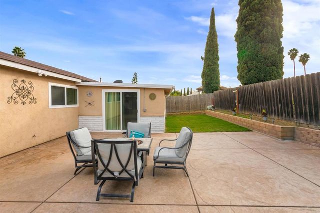 663 Charles Drive, Oceanside, CA 92057