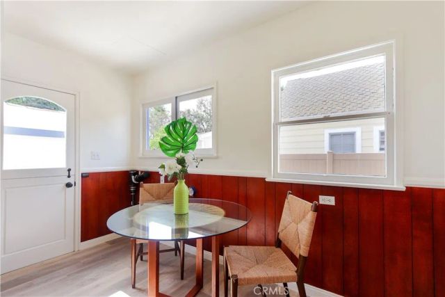 2421 Oakmont, Santa Ana, CA 92706