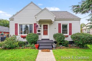 2996 Roosevelt Road, Roosevelt Park, MI 49441