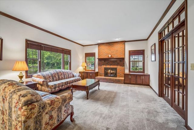 2310 Big Woods Drive, Batavia, IL 60510