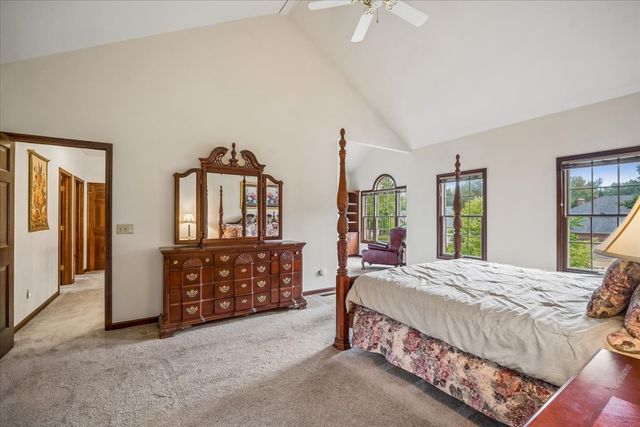 2310 Big Woods Drive, Batavia, IL 60510