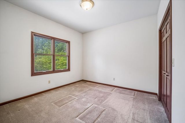 2310 Big Woods Drive, Batavia, IL 60510