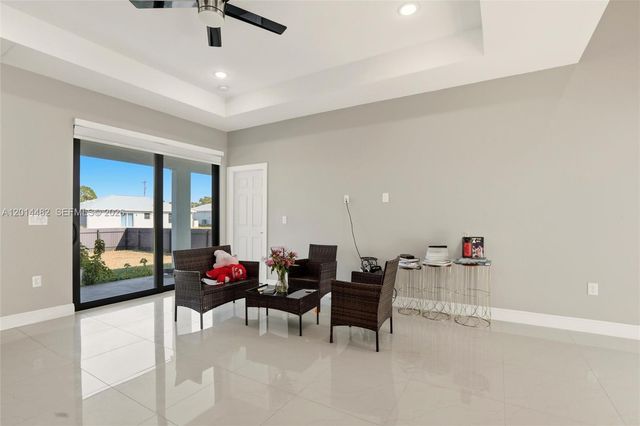 2908 SW 9th ST, Lehigh Acres, FL 33976