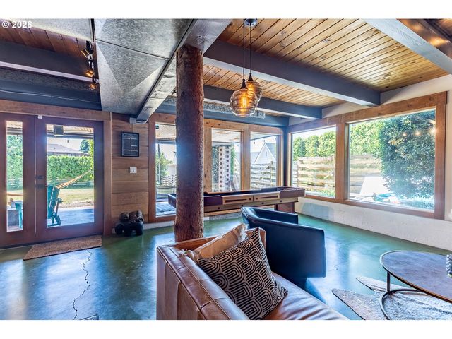 8013 Se MAPLE Ave, Vancouver, WA 98664