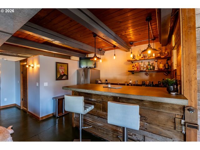 8013 Se MAPLE Ave, Vancouver, WA 98664