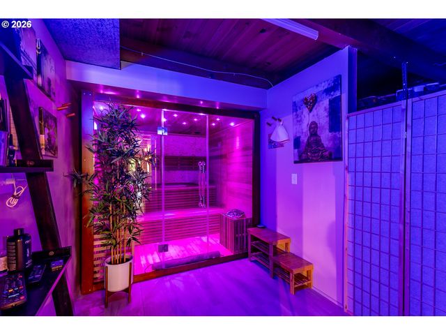 8013 Se MAPLE Ave, Vancouver, WA 98664