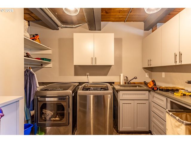 8013 Se MAPLE Ave, Vancouver, WA 98664