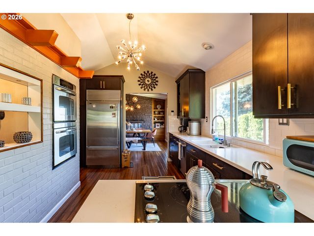 8013 Se MAPLE Ave, Vancouver, WA 98664