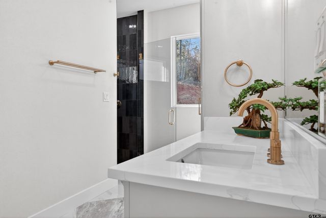 16943 Ridgeline Loop, Winona, TX 75792