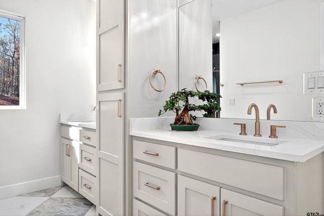 16943 Ridgeline Loop, Winona, TX 75792