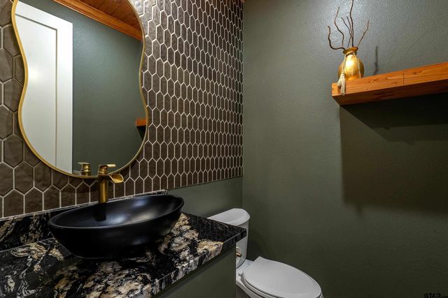 16943 Ridgeline Loop, Winona, TX 75792