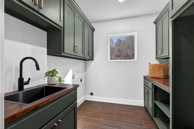 16943 Ridgeline Loop, Winona, TX 75792