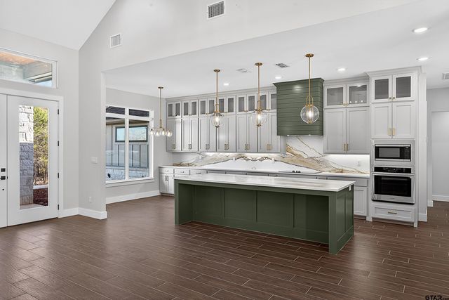 16943 Ridgeline Loop, Winona, TX 75792