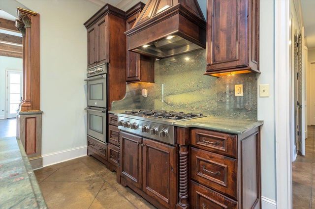 6800 OLD BRIDGE LN, Germantown, TN 38138