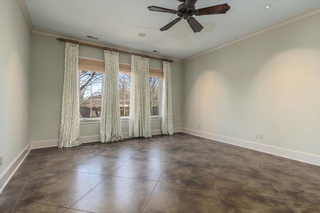 6800 OLD BRIDGE LN, Germantown, TN 38138