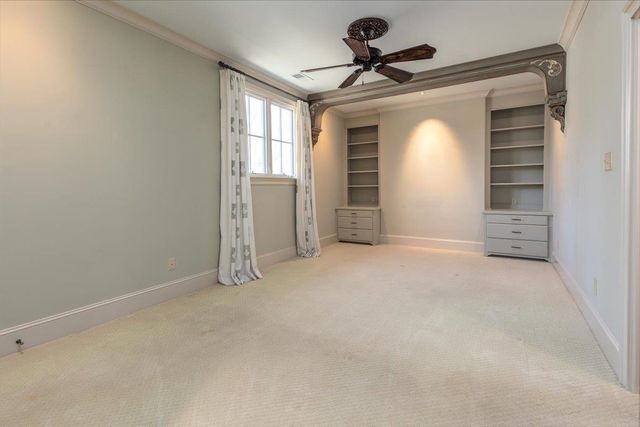 6800 OLD BRIDGE LN, Germantown, TN 38138