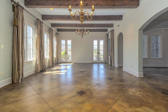 6800 OLD BRIDGE LN, Germantown, TN 38138