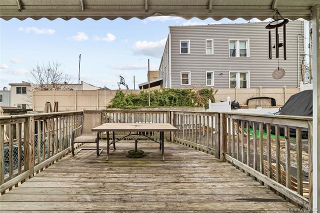 2976 Lawton Avenue, Bronx, NY 10465