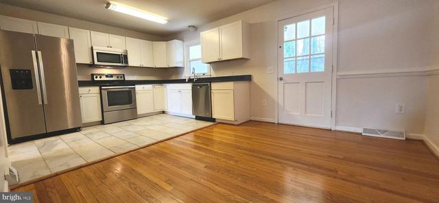 455 RIDGEMORE ST, Fredericksburg, VA 22405