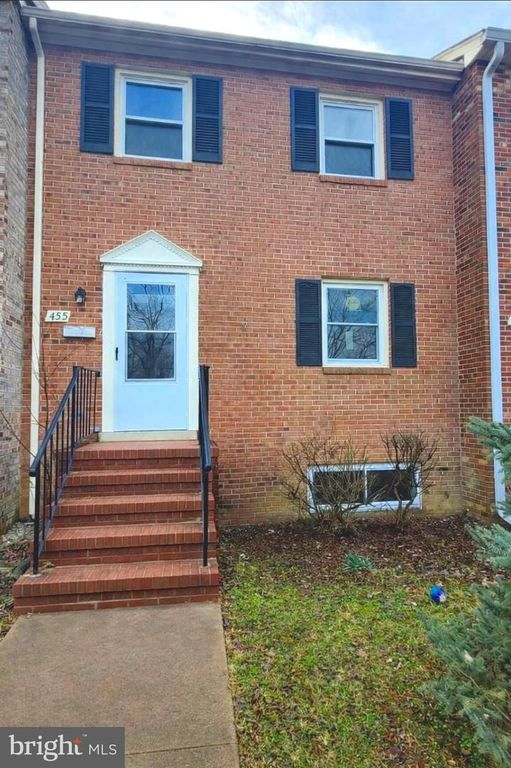 455 RIDGEMORE ST, Fredericksburg, VA 22405