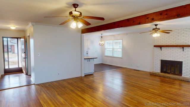 1521 E 60th Street, Tulsa, OK 74105