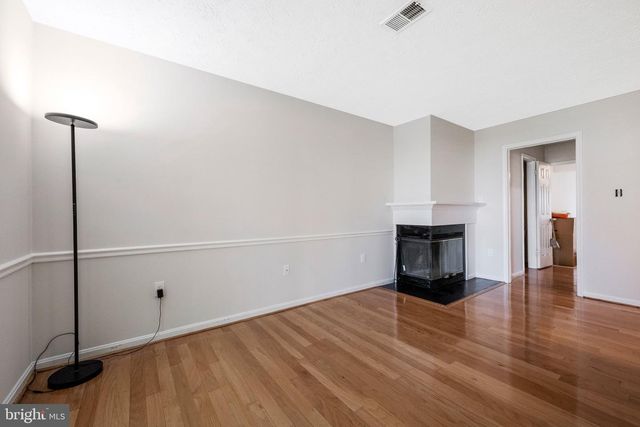 5202 STURGEON CT, Waldorf, MD 20603