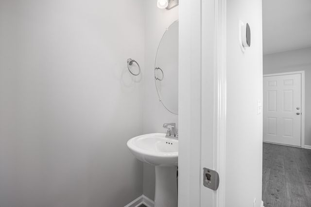 326 Kristen Ct, Columbia, TN 38401
