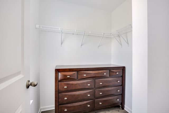 326 Kristen Ct, Columbia, TN 38401
