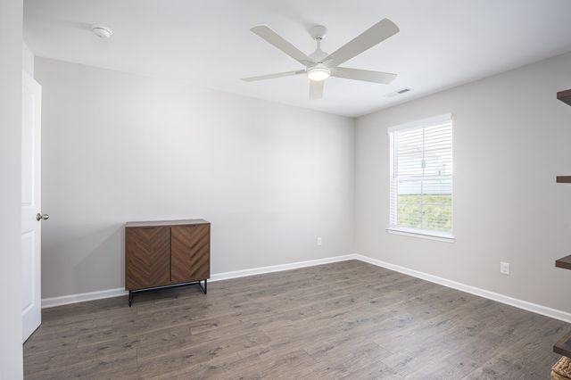 326 Kristen Ct, Columbia, TN 38401
