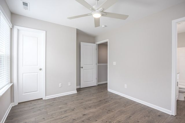 326 Kristen Ct, Columbia, TN 38401