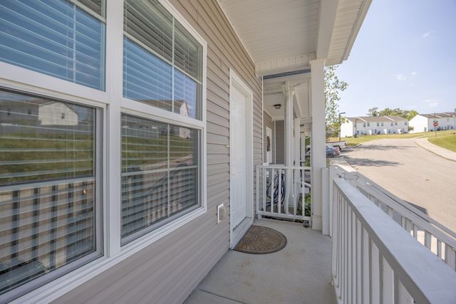 326 Kristen Ct, Columbia, TN 38401