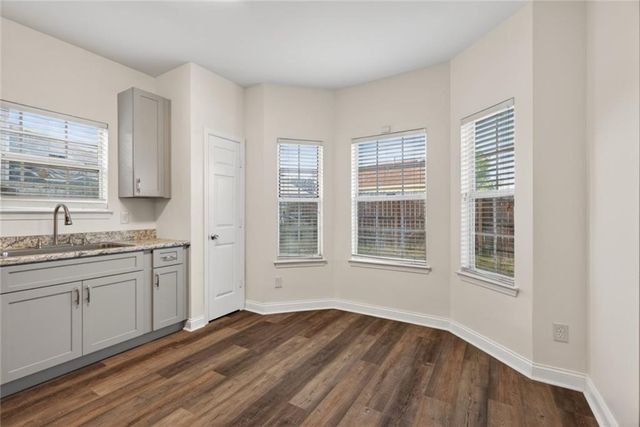 6120 Hemperly Road, Atlanta, GA 30349