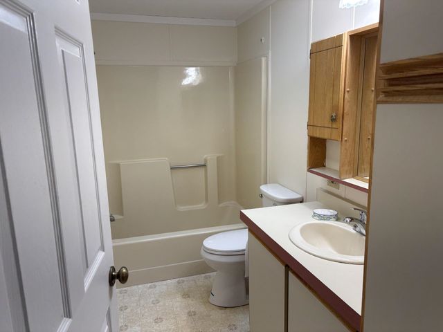 7 Kenyann Drive, Wolfeboro, NH 03894