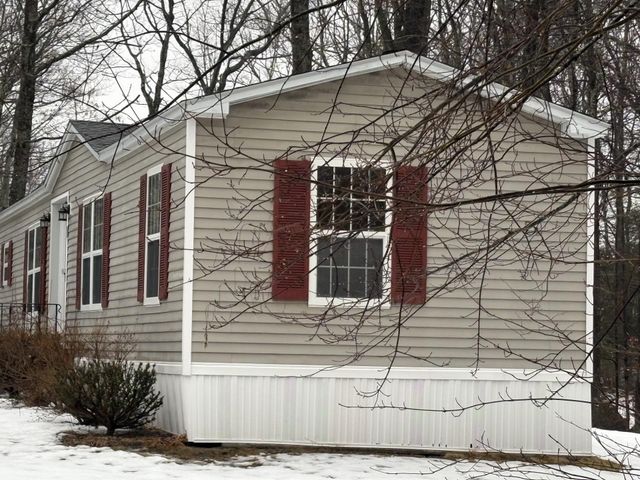 7 Kenyann Drive, Wolfeboro, NH 03894