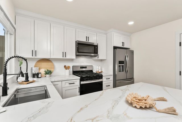 7757 Wooddale Way, Citrus Heights, CA 95610