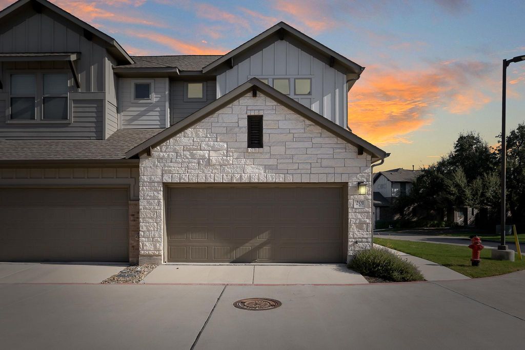 2500 FOREST CREEK DR 201, Round Rock, TX 78664